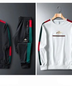 Mens Sports Suit in The Spring With a Tiny Bee Embroidery